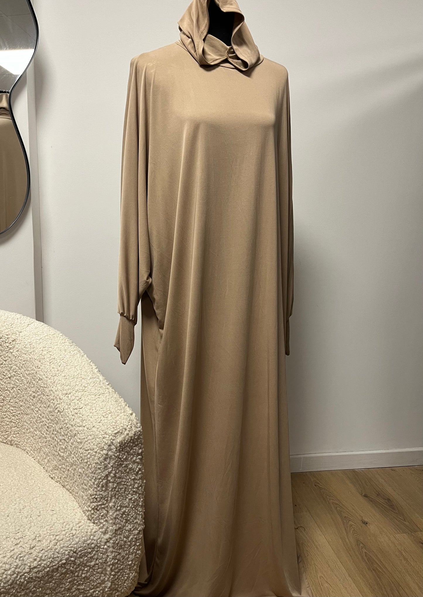 ROBE DE PRIÈRE BEIGE