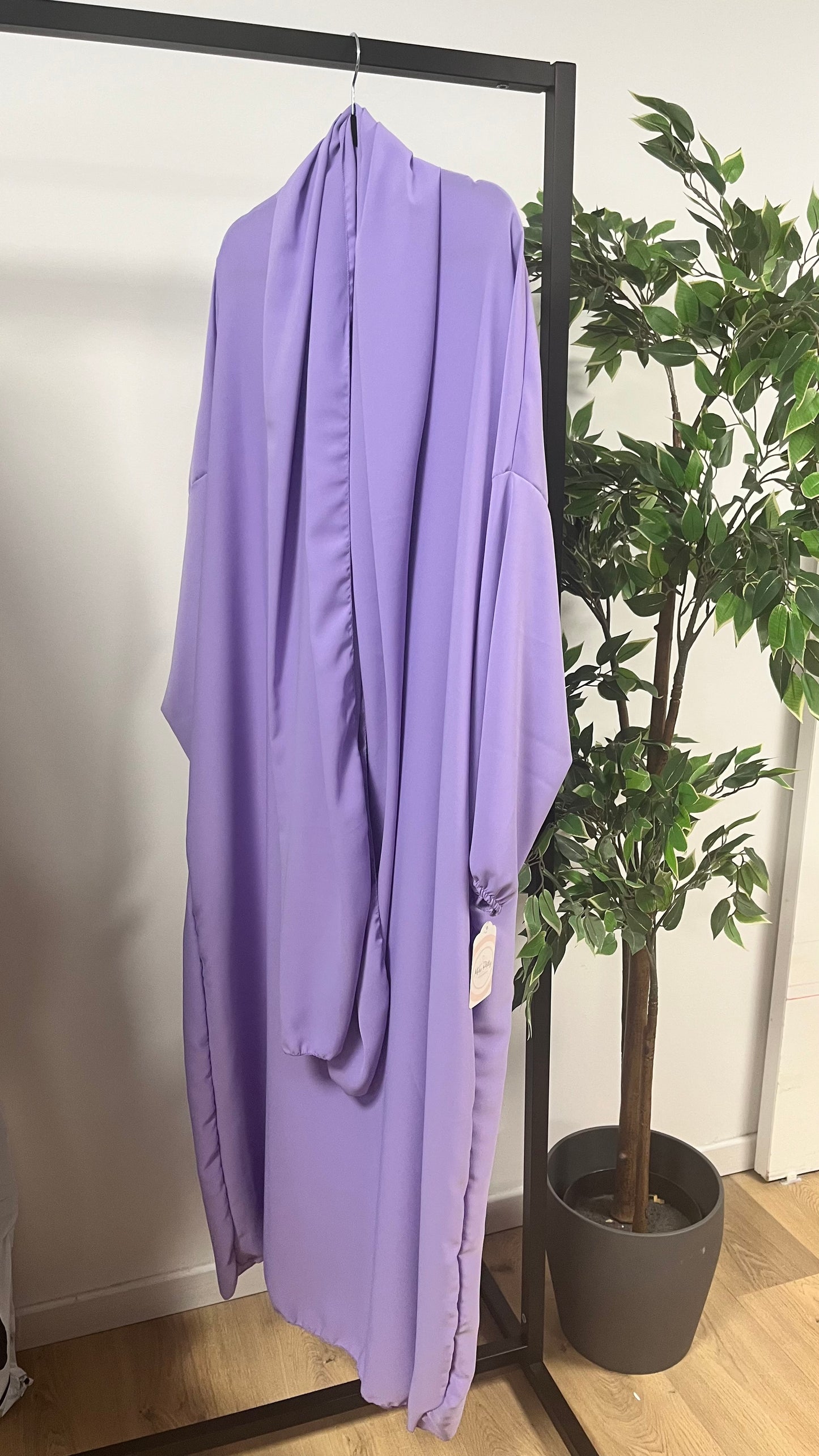 Abaya avec hijab intégré