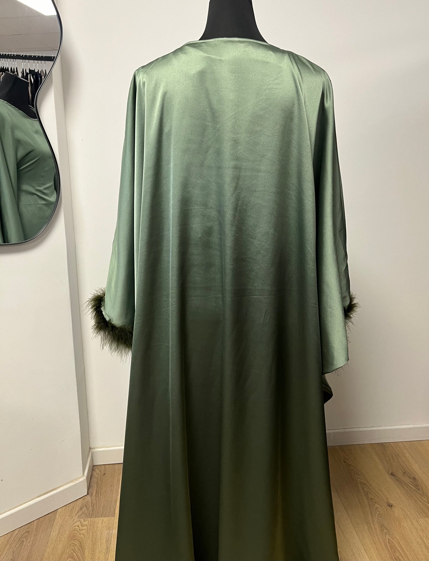 Abaya Plum