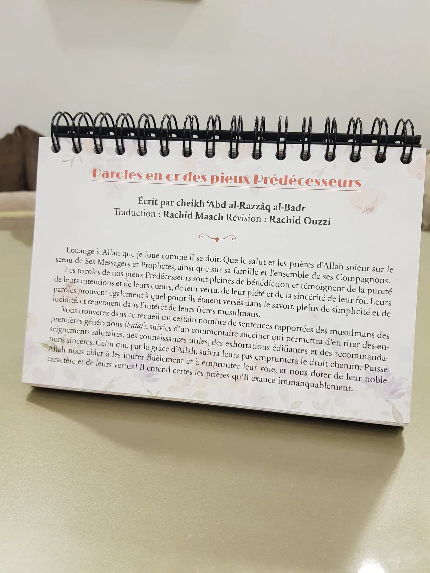 Chevalet Paroles En Or Des Pieux Prédécesseurs - Édition Tabari