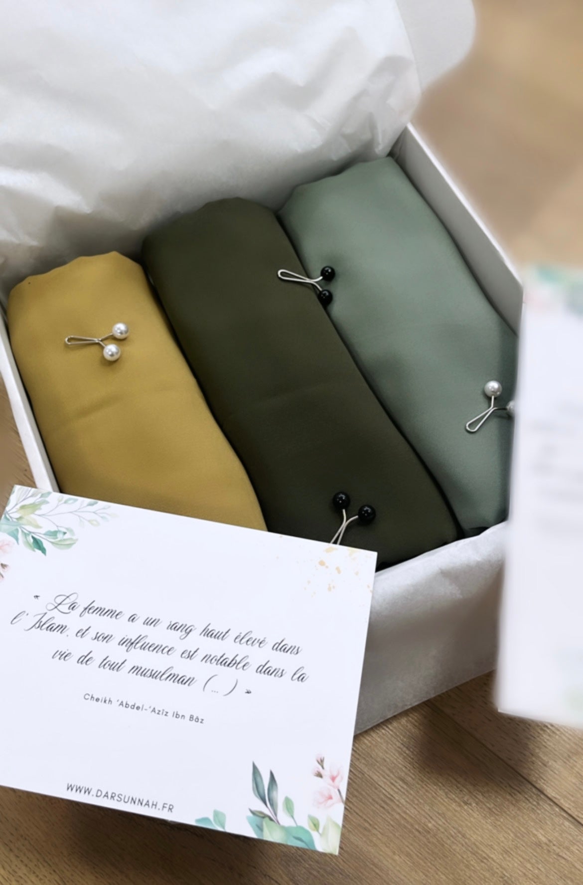 Box Flowers Green