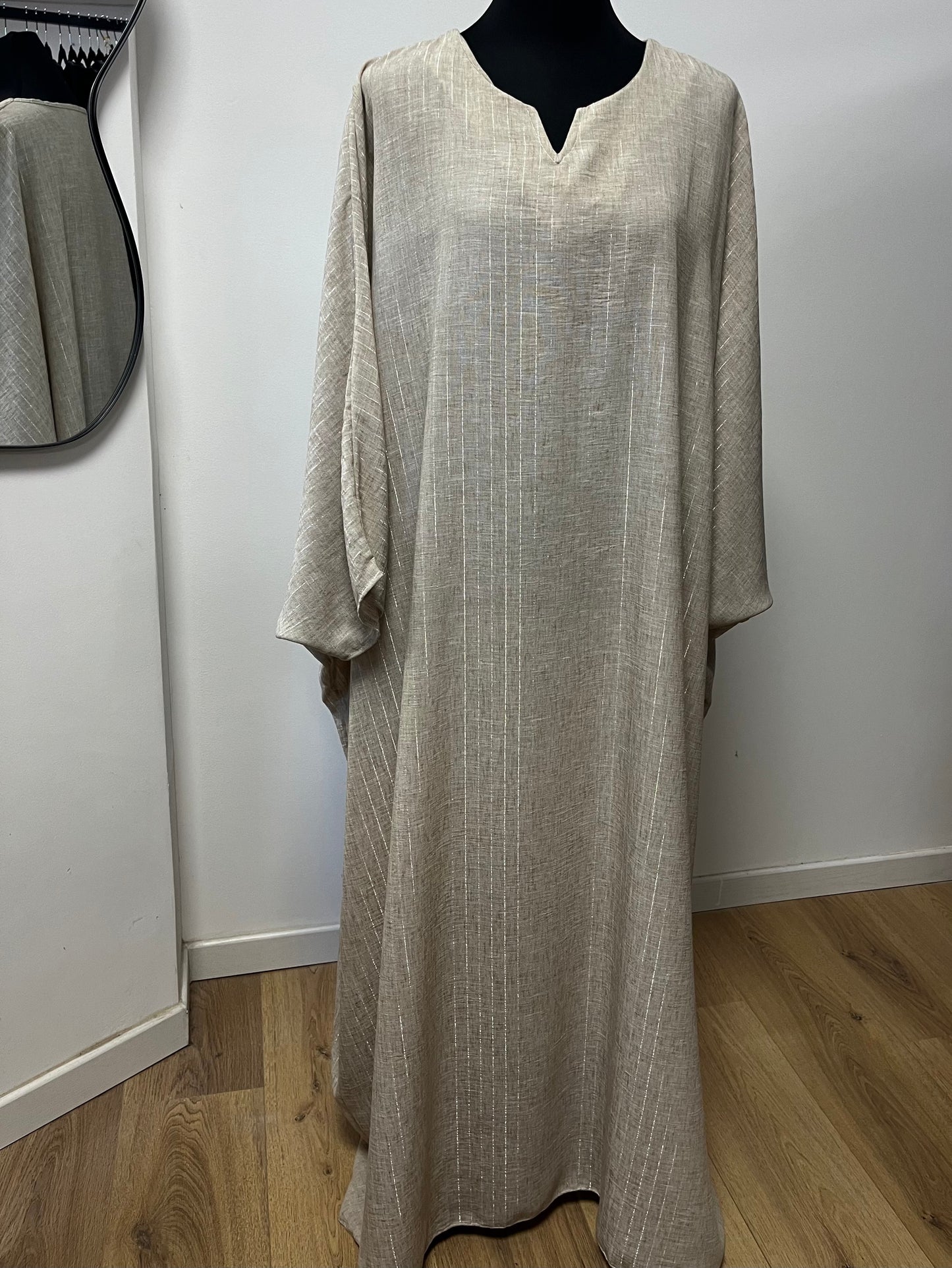 Abaya Leyna